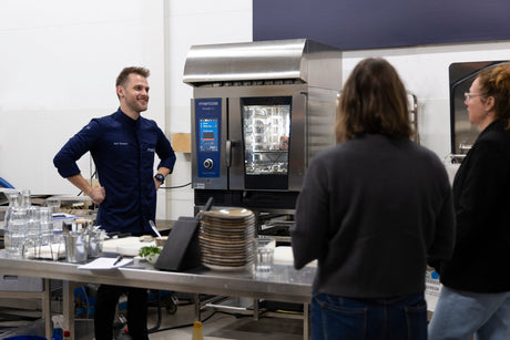 Blog: Van kennis tot keuken: hoe interne sessies onze klanten helpen vooruit te kijken