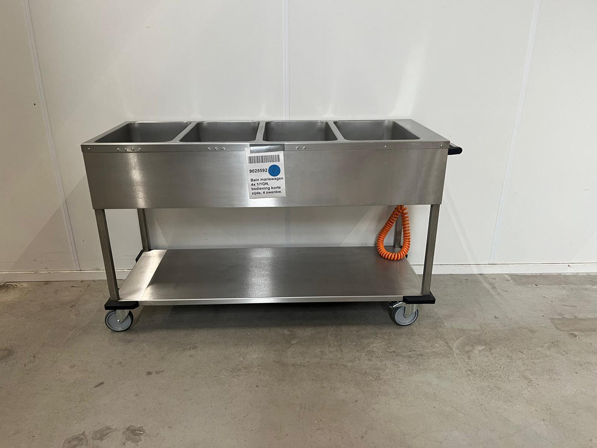 Bain mariewagen 4x 1/1GN, bediening korte zijde, 4 zwenkwielen